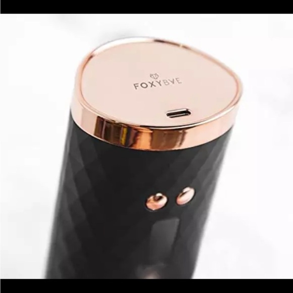 NIB Foxybae Wireless Auto Curler Clipper, New Unopened - Picture 6 of 7